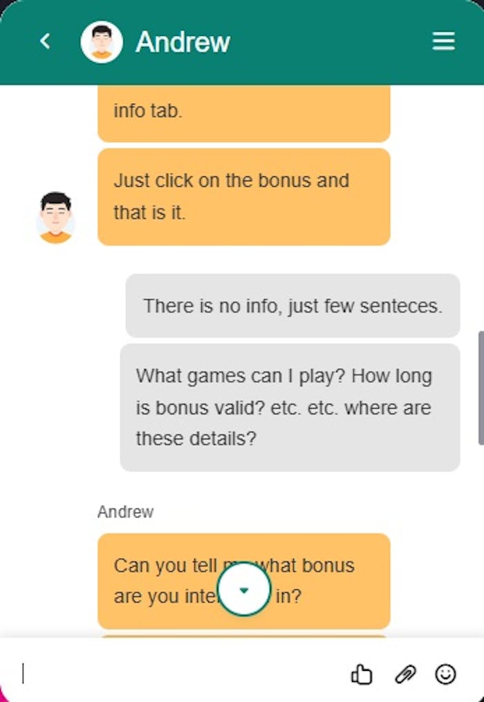 Andrew auttaa asiakaspalvelussa