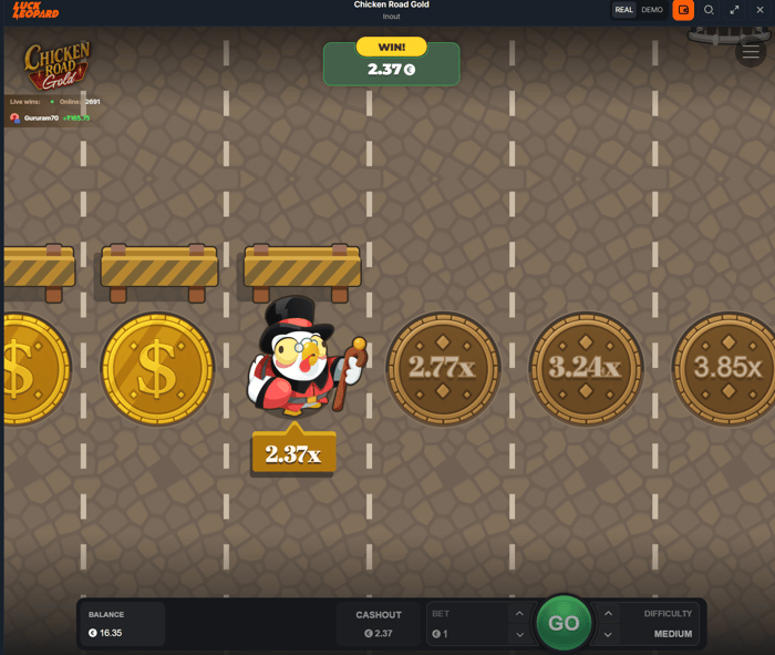 Chicken Road Gold -pelin näkymä Luck Leopard Casinolla.