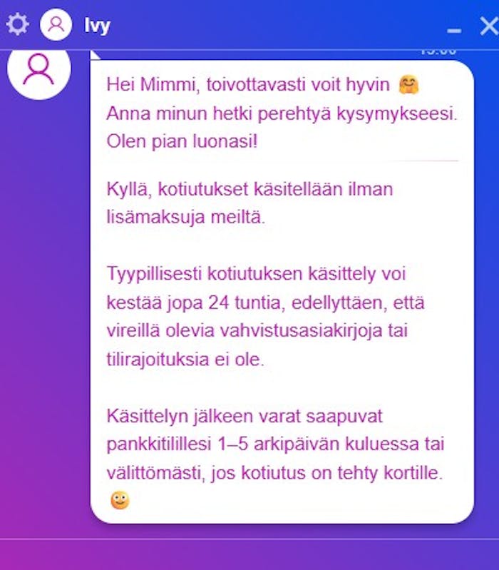 MegaRush Casinon asiakaspalveluchat, jossa kerrotaa kotiutusten käsittelyistä ja kuluista.