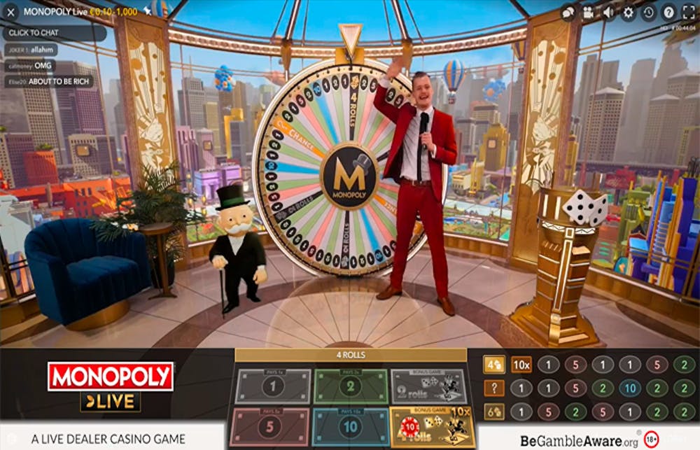 Live-dealer juontaa Monopoly Live -peliä reaaliajassa