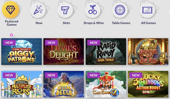 Kolikkopeleihin kuuluu esimerkiksi suosittu Book of Dead PlayLuck casinolla