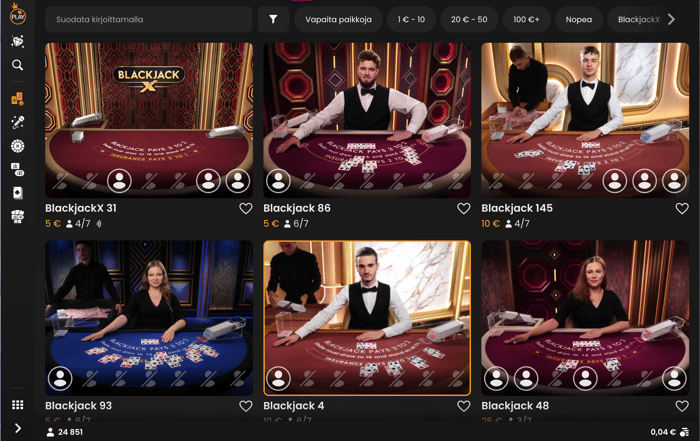 Spinnairin livekasinon blackjack-pelipöytiä.