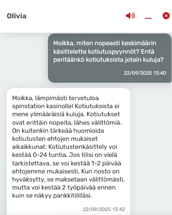 Spin Station Casinon asiakaspalvelun chat, jossa tiedustellaan kotiutusten käsittelynopeutta ja mahdollisia kuluja.
